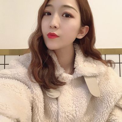 激烈的女子摔跤