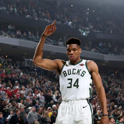 #《寻找字母哥》NBA on TNT 扬尼斯阿德托昆博字母哥官方记录片